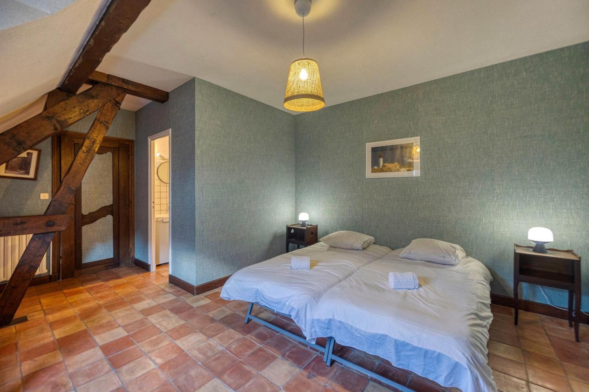 #Hp La Maison Des Lilas Large Family House Sleeps 12 Garden Seyssinet المظهر الخارجي الصورة