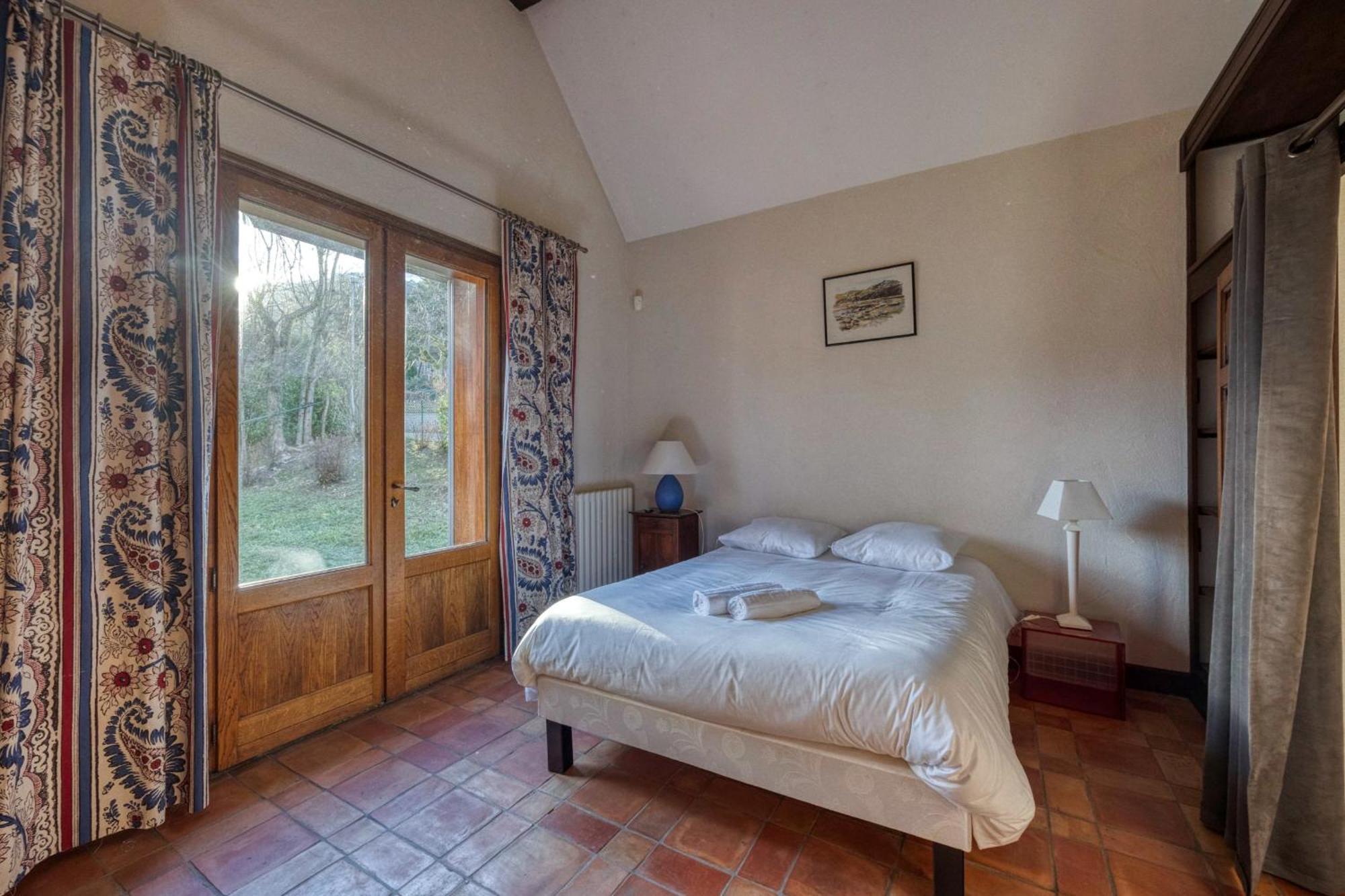 #Hp La Maison Des Lilas Large Family House Sleeps 12 Garden Seyssinet المظهر الخارجي الصورة