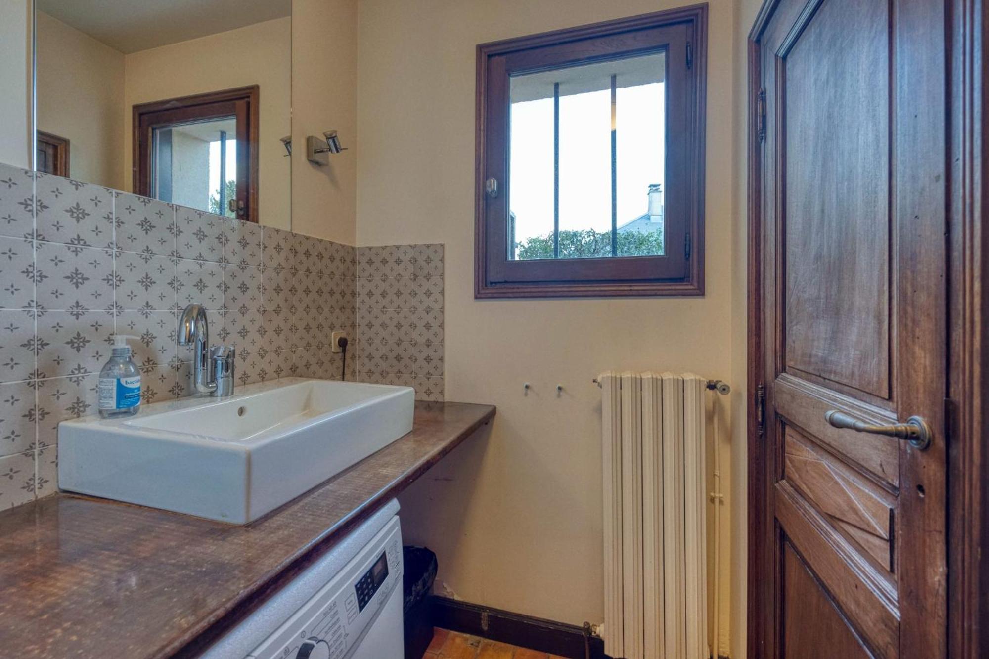 #Hp La Maison Des Lilas Large Family House Sleeps 12 Garden Seyssinet المظهر الخارجي الصورة